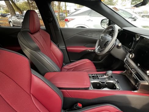 Certified 2023 Lexus RX 350 F Sport w/ Cold Area Package image 47