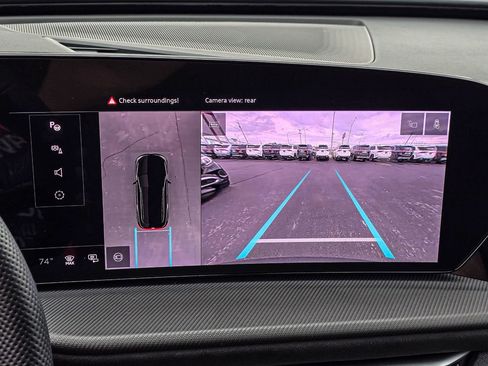 Used 2025 Audi SQ5 Prestige image 19