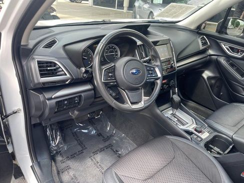 Used 2023 Subaru Forester Premium AWD/4WD image 18