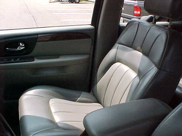 Used 2002 GMC Envoy SLT AWD/4WD image 49