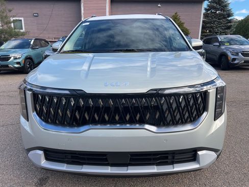 New 2026 Kia Carnival EX image 6