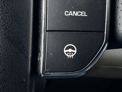 Used 2016 Land Rover Range Rover Sport HSE image 23