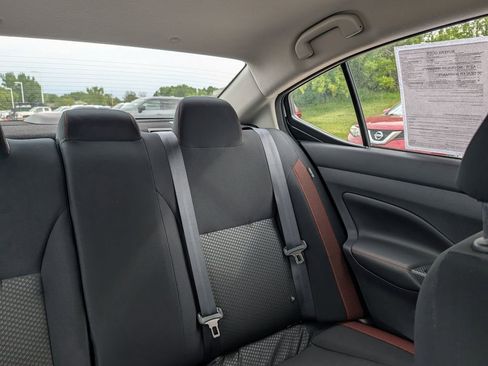 Used 2025 Nissan Versa SR w/ Trunk Package FWD image 14