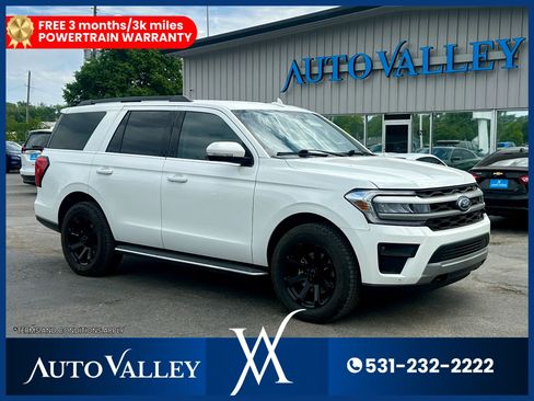 Used 2022 Ford Expedition XLT AWD/4WD image 1