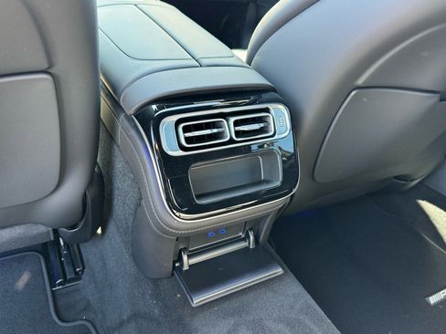 New 2026 Mercedes-Benz S 580 4MATIC Sedan image 16