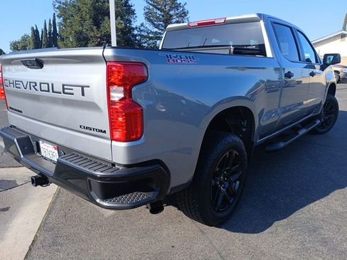 Used 2025 Chevrolet Silverado 1500 Custom Trail Boss w/ Turbomax Blackout Package image 5