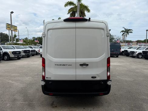Used 2024 Ford Transit 250 148 Medium Roof w/ Load Area Protection Package RWD image 7