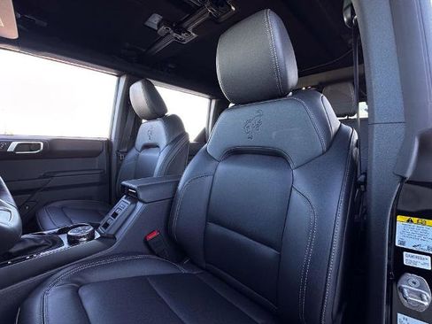 New 2025 Ford Bronco Badlands image 28