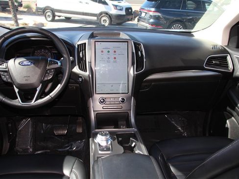 Certified 2022 Ford Edge SEL w/ Convenience Package image 19