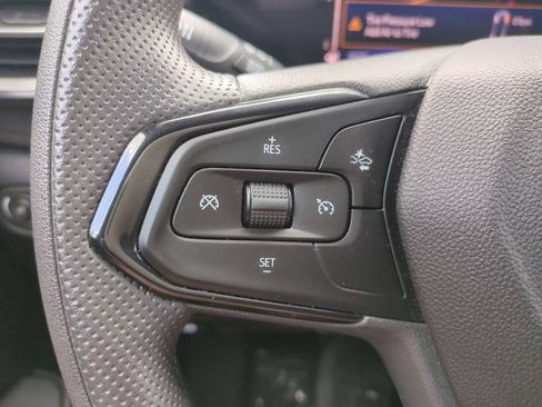 Used 2025 Chevrolet TrailBlazer LT AWD/4WD image 19