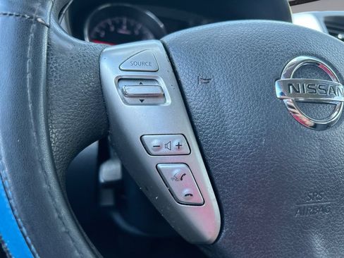 Used 2016 Nissan Versa SV FWD image 15