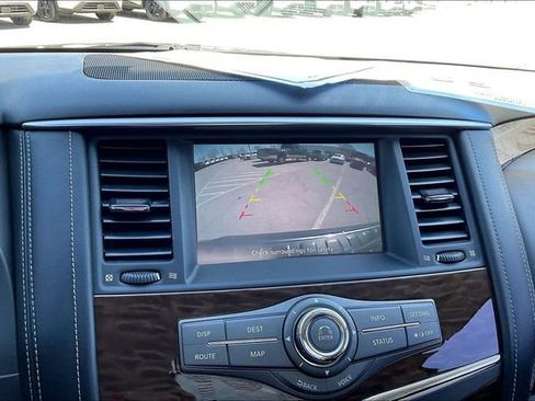 Used 2017 Nissan Armada SV image 19