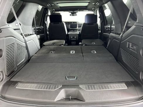 Used 2023 GMC Yukon Denali AWD/4WD image 27