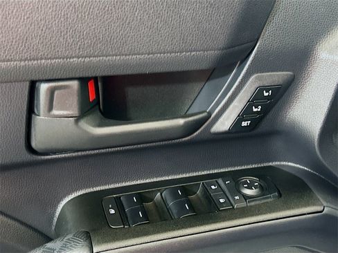 Used 2025 Toyota 4Runner TRD Off-Road Premium w/ Tow Technology Package image 15