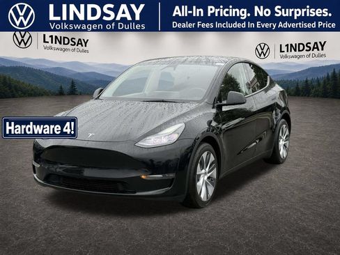 Used 2023 Tesla Model Y Long Range AWD/4WD image 4