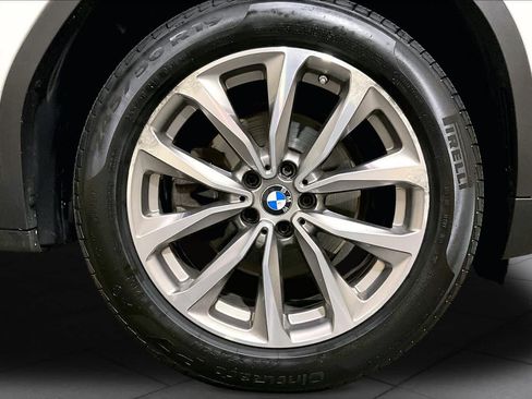 Used 2019 BMW X3 xDrive30i w/ Driving Assistance Package AWD/4WD image 10