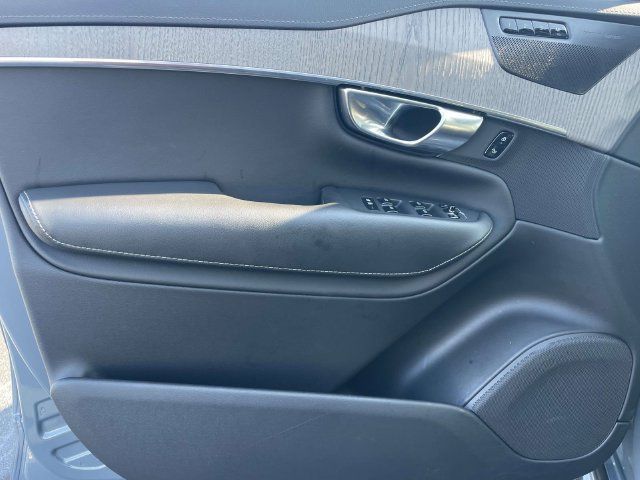 Used 2022 Volvo XC90 T6 Inscription w/ Advanced Package AWD/4WD image 17