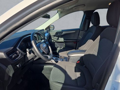 Used 2023 Ford Escape Active w/ Tech Pack #1 image 11