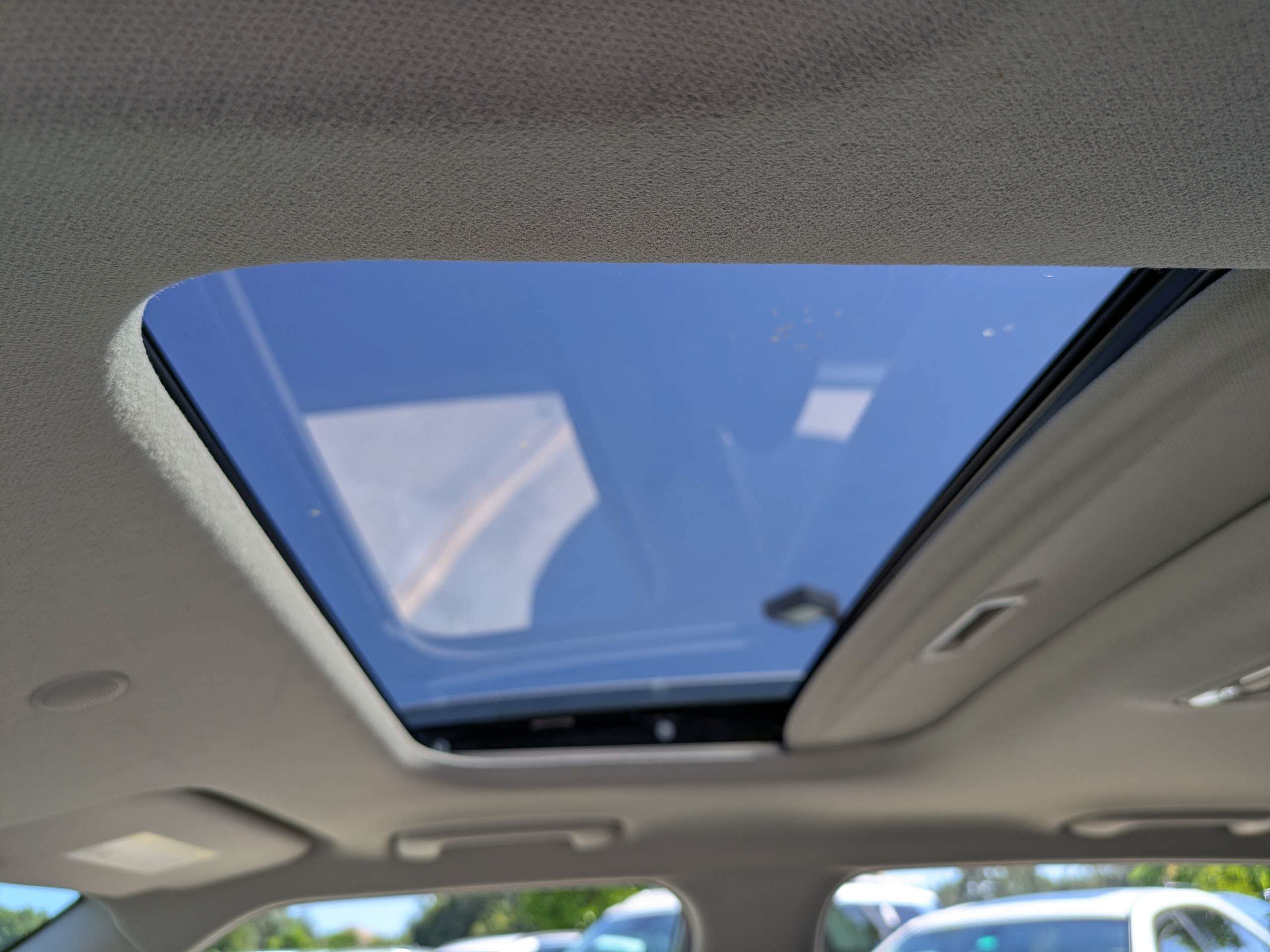 Certified 2024 Hyundai Venue SEL FWD image 18