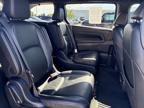 Used 2023 Honda Odyssey Sport image 15
