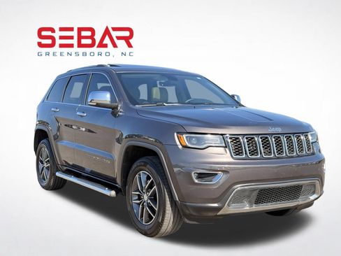 Used 2017 Jeep Grand Cherokee Limited w/ Luxury Group II AWD/4WD image 6