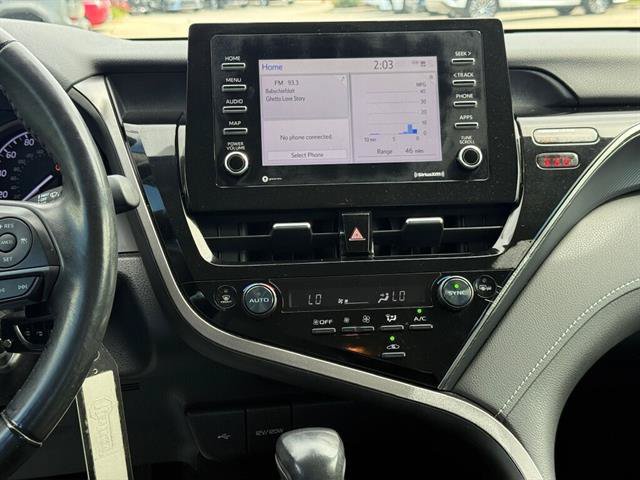 Used 2022 Toyota Camry SE FWD image 12