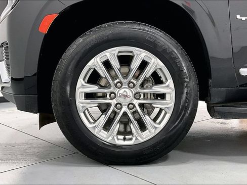 Used 2022 GMC Yukon SLT w/ SLT Luxury Package AWD/4WD image 10