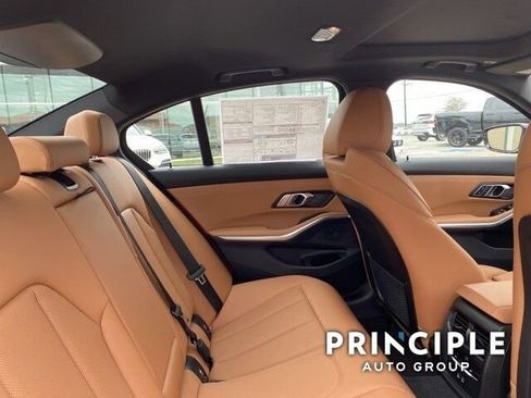 New 2023 BMW 330i Sedan w/ Convenience Package image 13