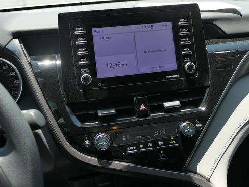 Used 2023 Toyota Camry LE FWD image 20