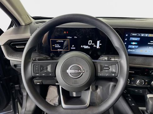 Certified 2025 Nissan Kicks SV w/ Illumination Package image 12