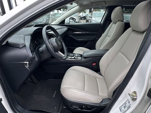 Certified 2025 MAZDA CX-30 AWD 2.5 S w/ Preferred Package image 14