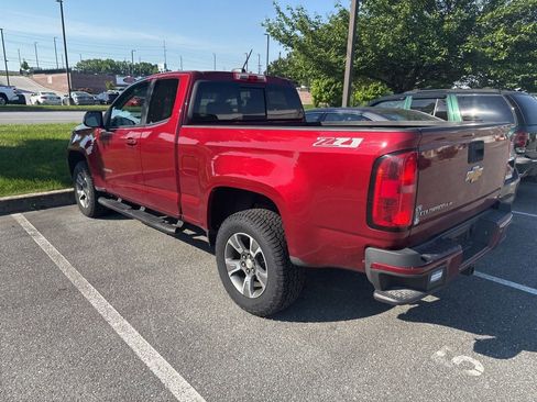 Used 2018 Chevrolet Colorado Z71 AWD/4WD image 5