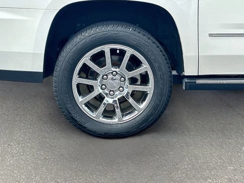 Used 2015 GMC Yukon XL Denali w/ Touring Package AWD/4WD image 35
