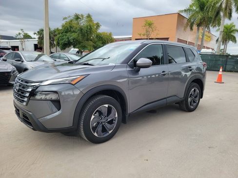 Certified 2026 Nissan Rogue SV image 8