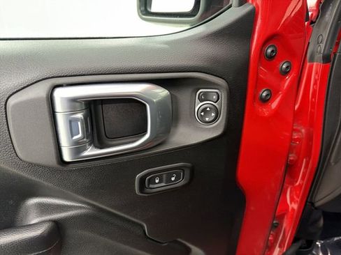 Used 2021 Jeep Wrangler Unlimited Rubicon image 20