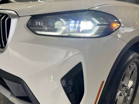 Used 2022 BMW X3 xDrive30i w/ Convenience Package AWD/4WD image 14