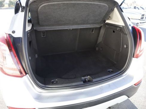 Used 2019 Buick Encore Preferred image 5