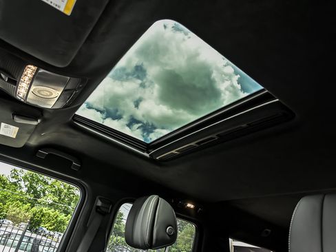 Used 2023 Mercedes-Benz G 550 image 19