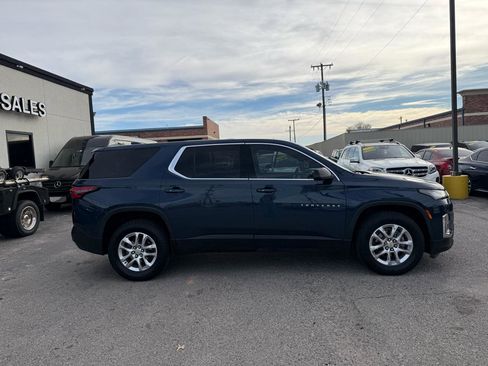 Used 2022 Chevrolet Traverse LS image 5
