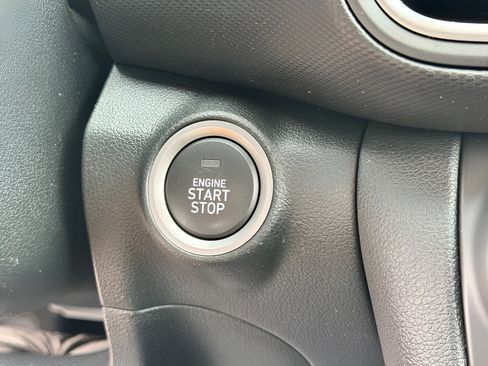 Used 2020 Hyundai Kona Ultimate AWD/4WD image 28