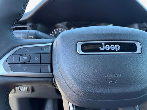 New 2026 Jeep Compass Limited image 25