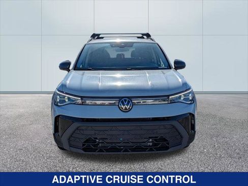 New 2025 Volkswagen Taos SE image 8