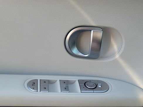 Certified 2024 Hyundai Ioniq 5 SEL RWD image 13