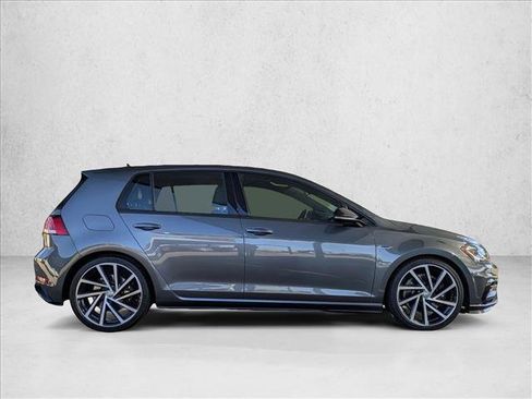 Used 2019 Volkswagen Golf 4-Door image 4