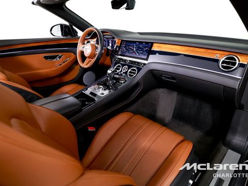 Used 2021 Bentley Continental GT AWD/4WD image 22