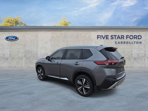 Used 2022 Nissan Rogue Platinum w/ Head-Up Display Package image 6