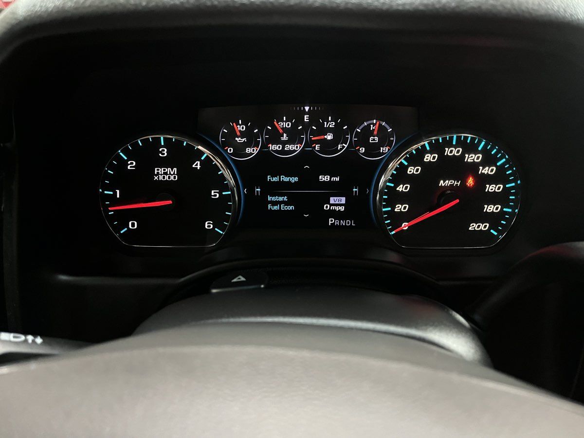Used 2017 GMC Yukon XL SLT w/ HD Trailering Package AWD/4WD image 15