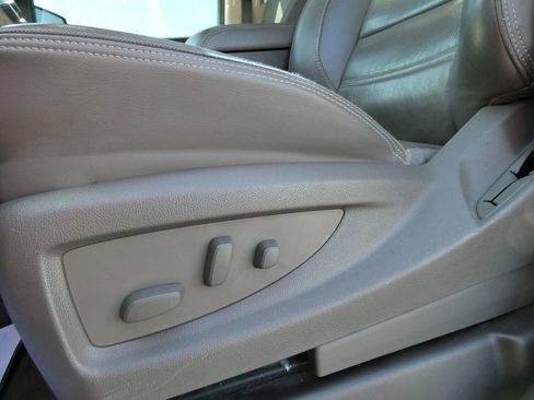 Used 2019 GMC Yukon Denali w/ Denali Ultimate Package image 30