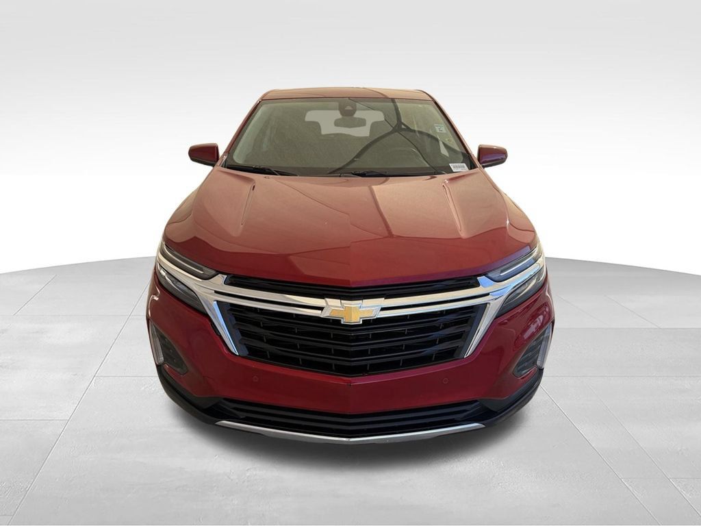 Used 2023 Chevrolet Equinox LT FWD image 3