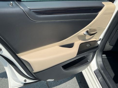 Used 2021 Lexus ES 350 w/ Premium Package FWD image 23